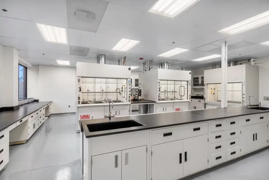 Laboratory pharma lab2 900x604