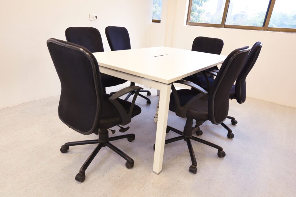 Minimalist Furniture Ideas for Small Offices: Style Meets Function minimalist furniture ideas for small offices style meets function