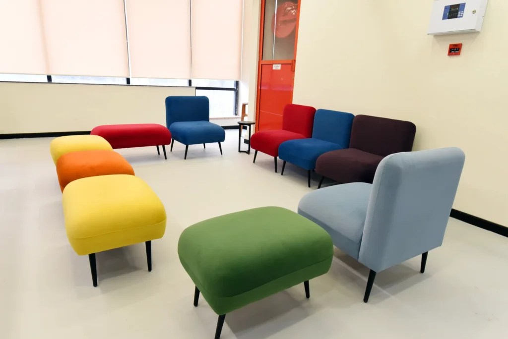 yessswork breakout area chairs 2 scaled (1)