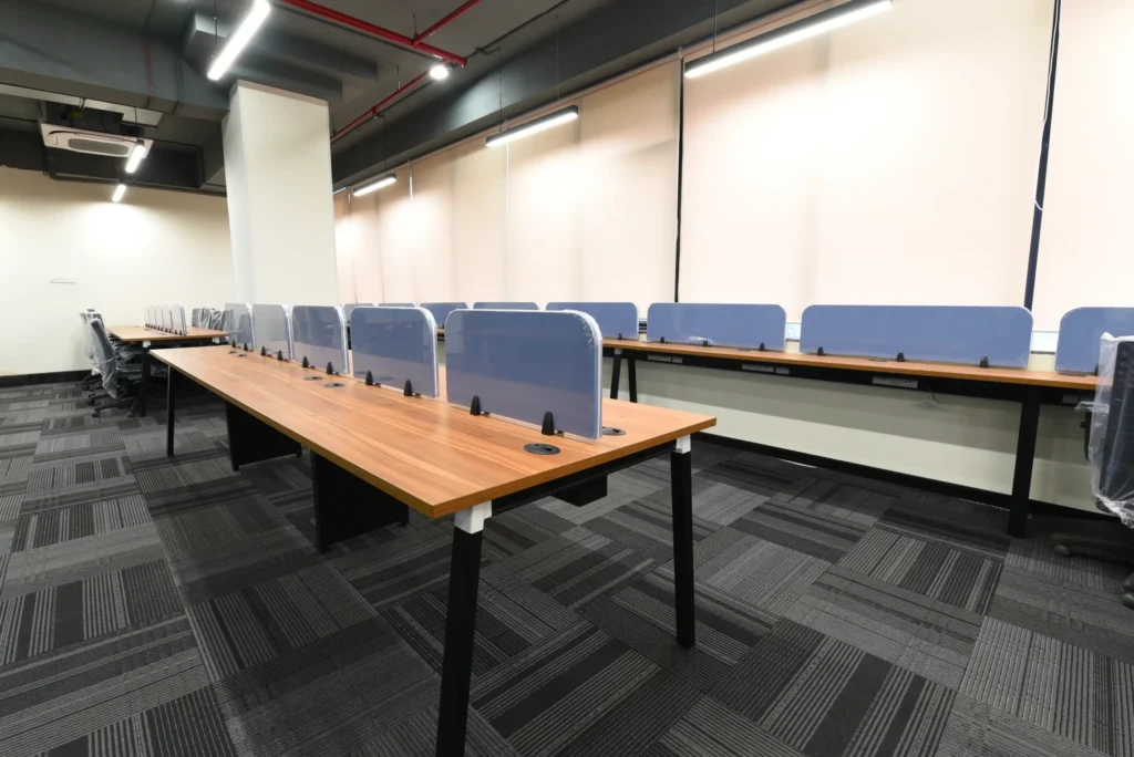 yessswork office desking 2 scaled