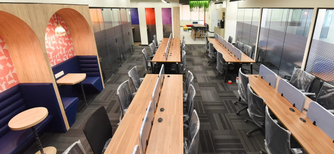 Blogs yessswork open space workstations with chairs and booth scaled 1 (1)