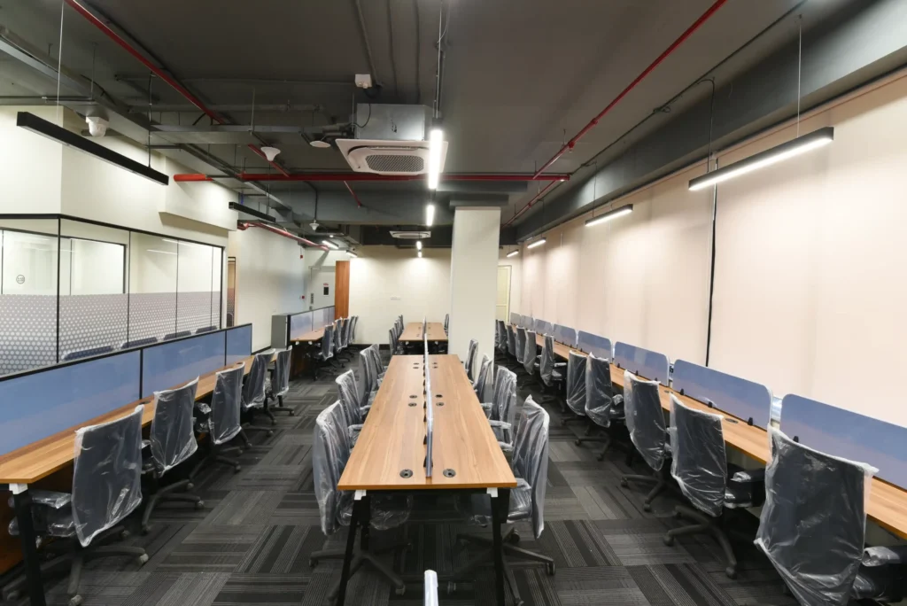 yessswork openspace office with chairs 2 scaled